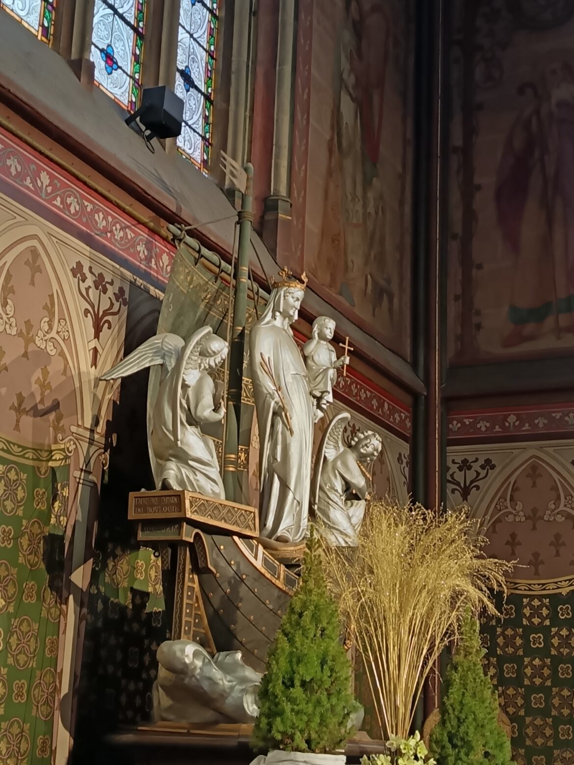 Notre Dame de Boulogne-Billancourt (92) – Elévation d’une église en basilique